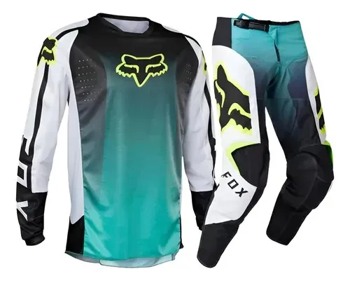 TRAJES FOX