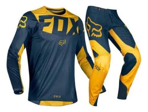 TRAJES FOX