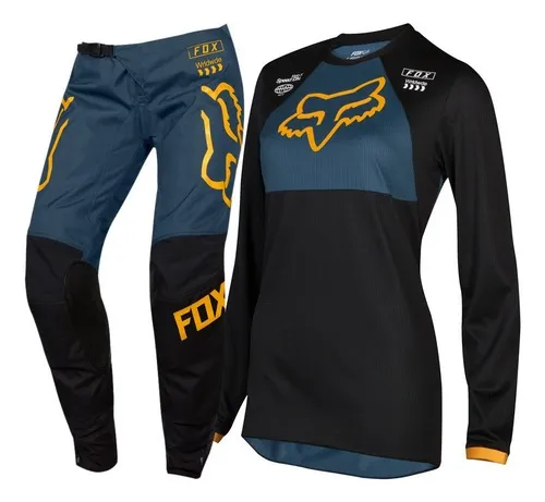 TRAJES FOX